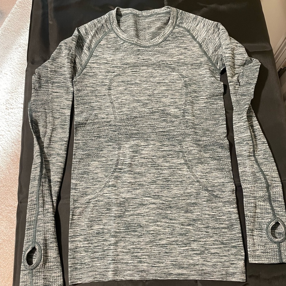 Lululemon Run Swiftly L/S - Dark Green - Size 4